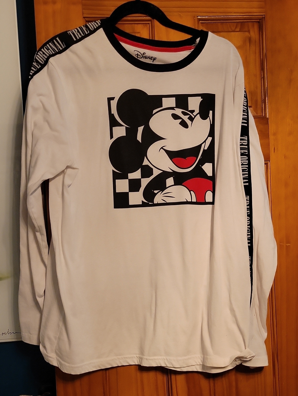 Disney White Long Sleeve Mickey Graphic Tee with Black Trim and Red Accent